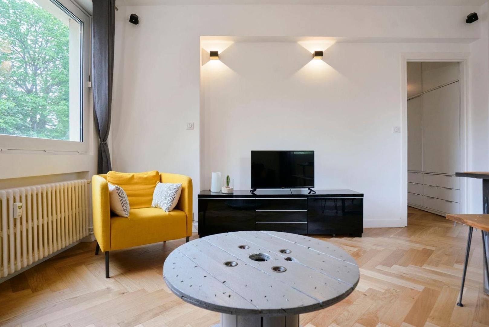 Republique - 2ch Tres Lumineux + Parking ! Appartement Lille