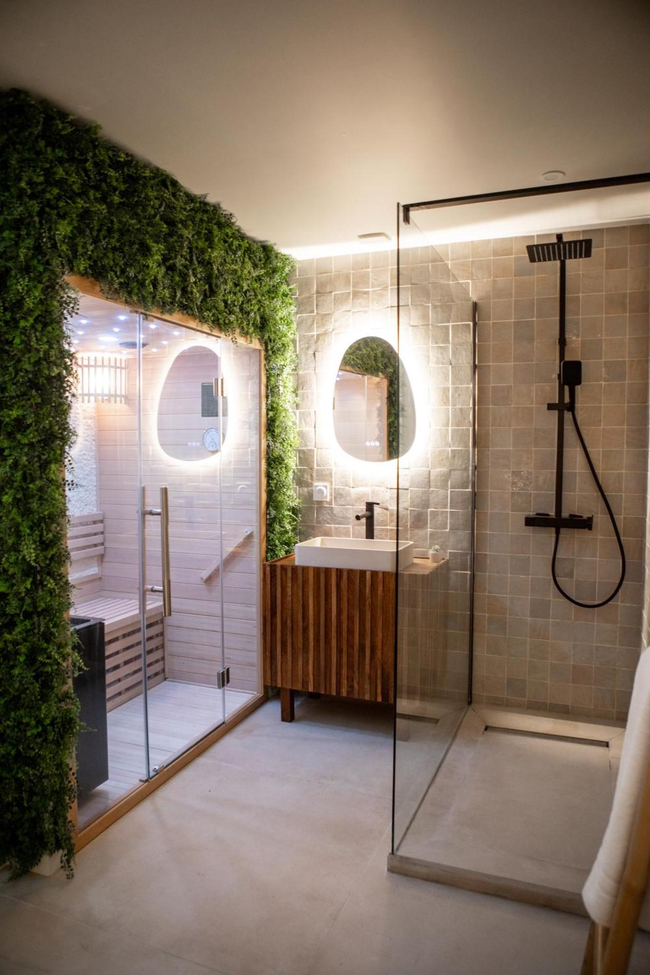 Suite La Penida Avec Sauna & Baignoire - Hyper Centre Lille Appartement *