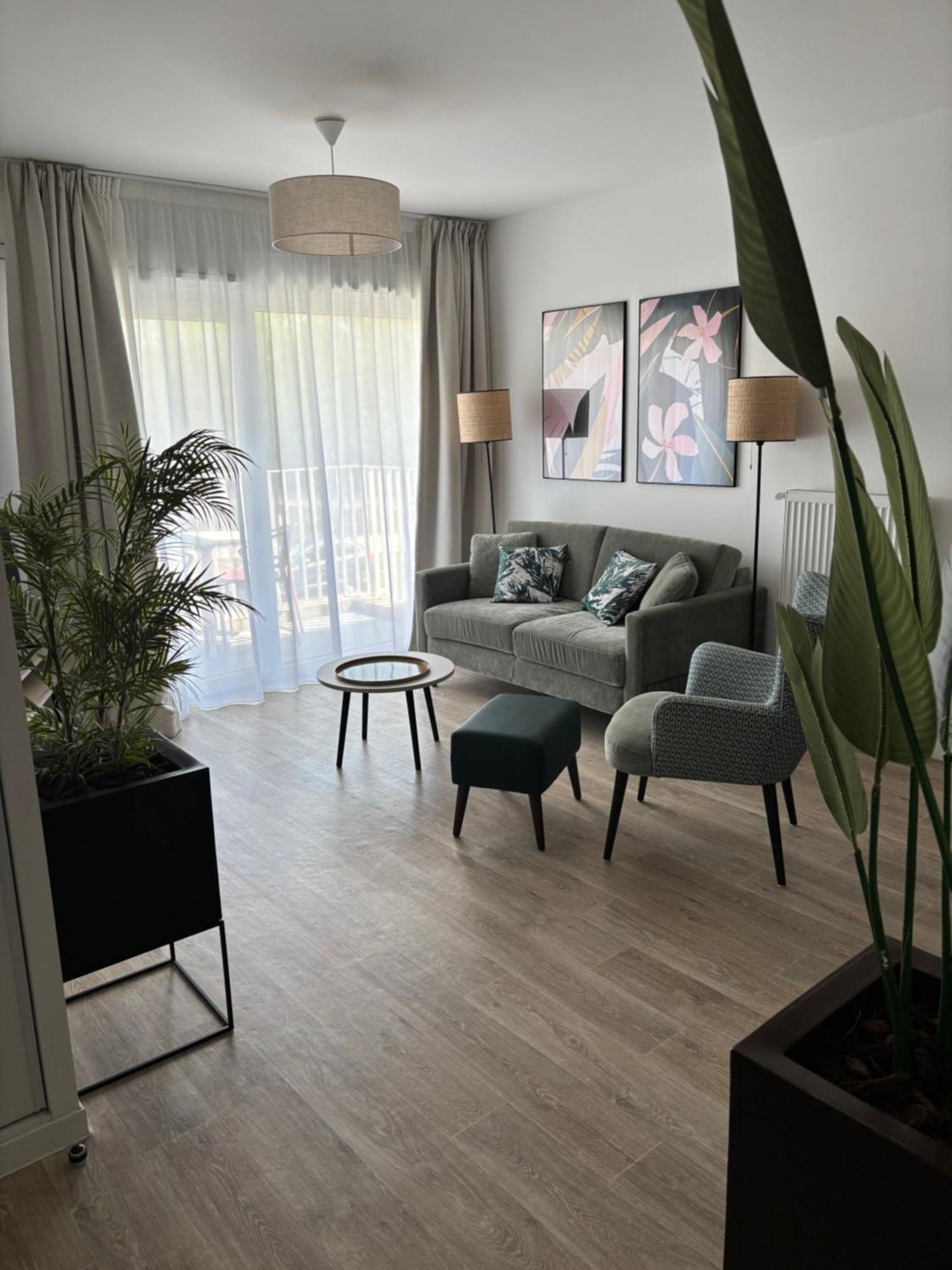 Aparthotel Services Seniors Domitys - Ulma Lille