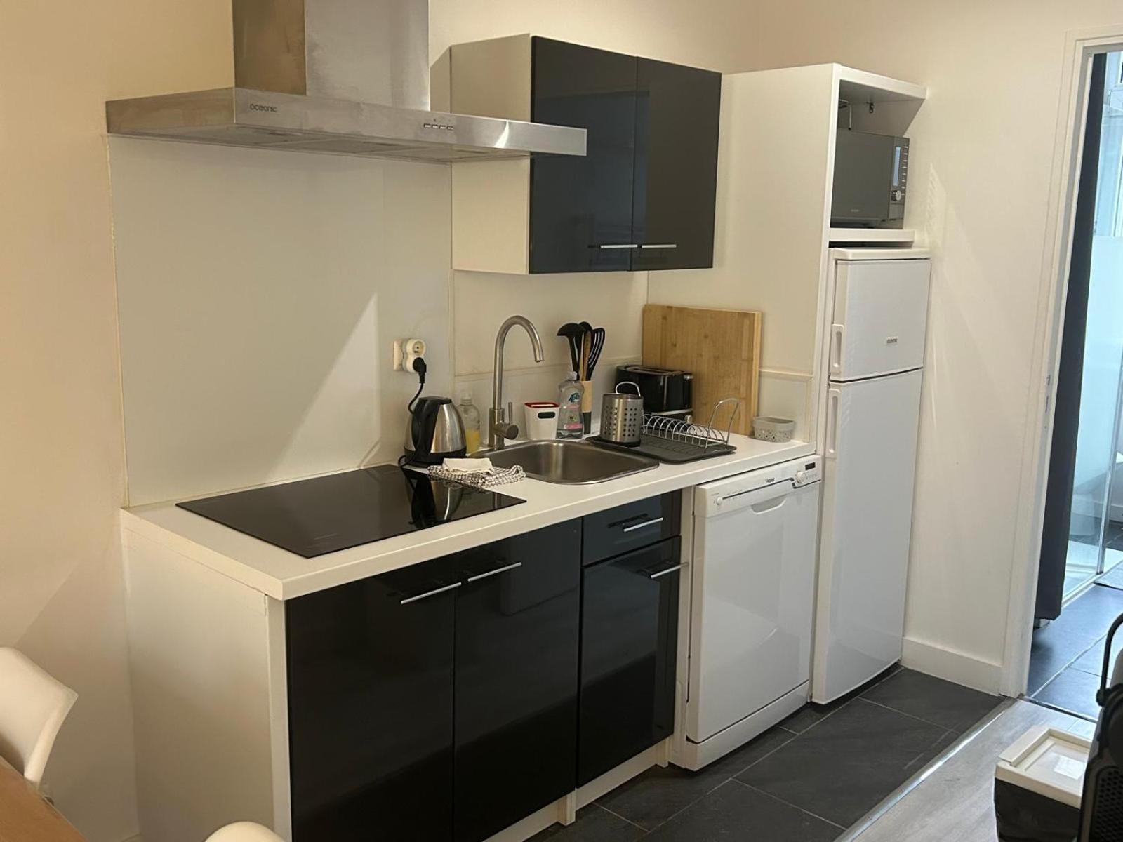 Apartment Poppy-ideally Located, Next Station,gd Palais&city *