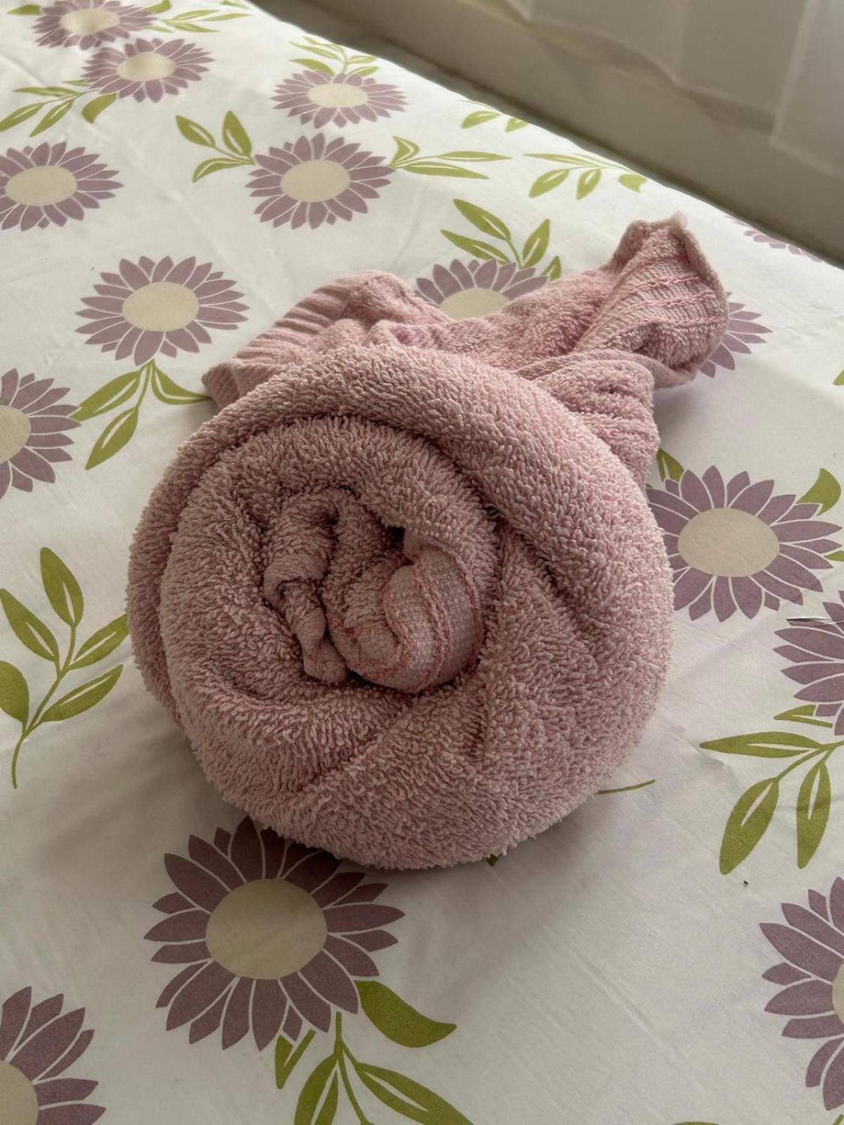 Poppy-ideally Located, Next Station,gd Palais&city