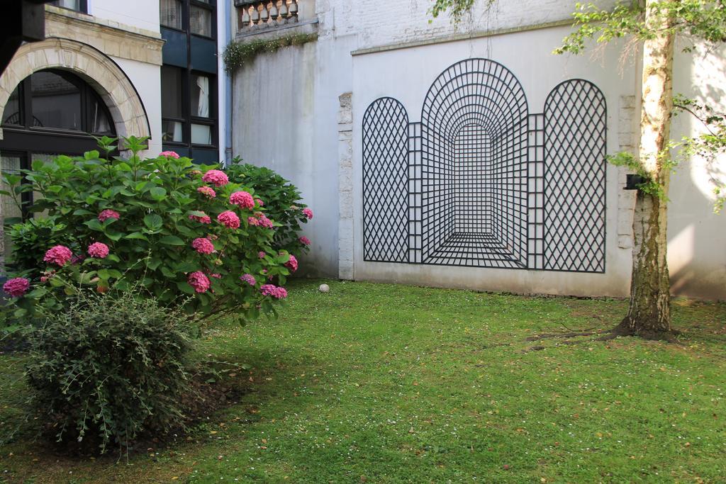 Apartment Escalille Le Voltaire