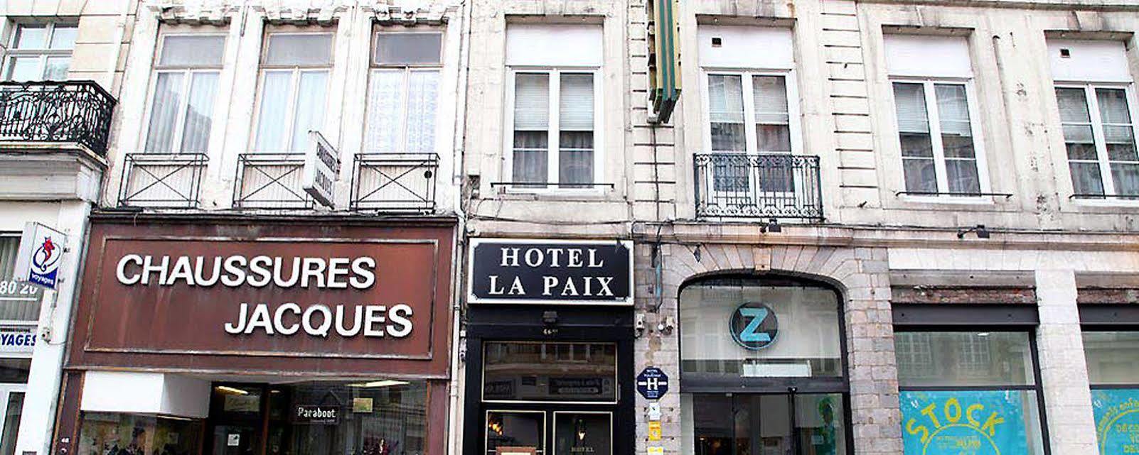 De La Paix 3*