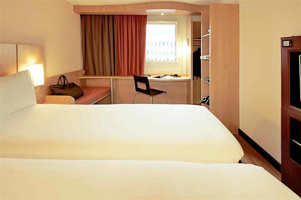Ibis Centre Grand Place Hotel 3*