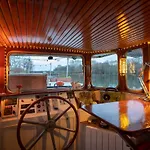 Bateau Peniche Au Coeur De Lille