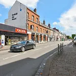 Bright Studio Near Lille\'S City Center Welkeys