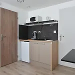 Bright Studio Near Lille\'S City Center Welkeys