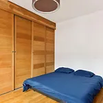 Spacious And Cozy Close To The Historical Lille