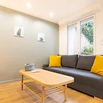 Old Town - Nice Cozy And Functional Ap Terrace