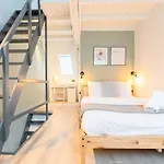 Old Town - Nice Cozy And Functional Ap