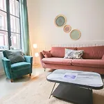 Heart Of The Old Town - Loft Style Ap