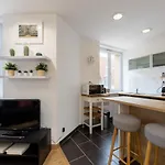 Old Town- Superb 2- 3Pers Apartment!