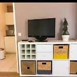 Charming Studio With Parking & Terrace Vieux Lille