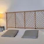 Little Suite - Suzanne