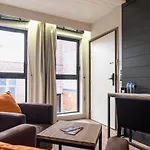 Vieille BÔurse - Cosy studio close to stations&old city - Welkeys