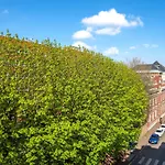 Spacious And Luminous 2Br Near Lille City Center - Welkeys