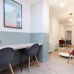 Lille Centre: 2Bed 2Bath Apartment!