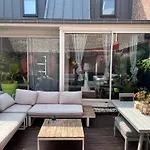 Studio Independant Et Calme Avec Jacuzzi A Lille