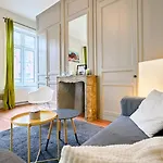 Joli Appartement Une Chambre En Hypercentre
