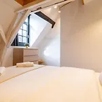 Unique 3 Bed House In Old Lille!