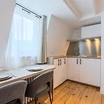 Lille Beaux Arts Equipped Apartment