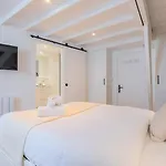 Lille Beaux Arts Equipped Apartment