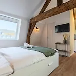 Old Lille - Equipped And Bright Studio !