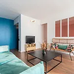 Lille Stmaur Equipped Apartment With Elevator