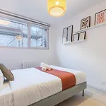 Renovated 1 Bedroom Apartment