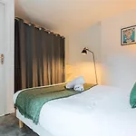 Spacious Apartment W Private Parking In Old Lille