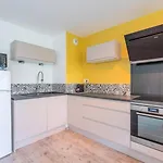 Apartment Near Metro With Parking & Balconies