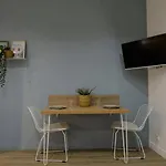 Equipped Studio In The Heart Of The Stations