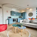 Lille Hypercentre-2 Bedrooms Very Bright + Parking