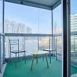 Appartement Proche Metro & 2 Balcons + Parking