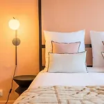 3 Bedroom Apartment On The Grand Place