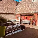 Studio Independant Et Calme Avec Jacuzzi A Lille
