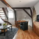 Charming Flat At The Heart Of Old Lille - Welkeys