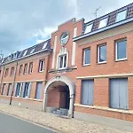 Appartement De 90M² Situe Dans Le Vieux-Lille.