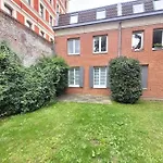 Appartement De 90M² Situe Dans Le Vieux-Lille.