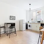 Appartement Confortable Et Fonctionnel