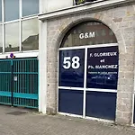 F2 Lumineux Au Coeur Du Vieux Lille