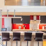 Modern Loft 2-8 People, Lille