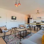 3 Bedroom Apartment Near Chu And City Center