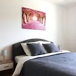 Appartement Avec 2 Chambres Et Parking Prive