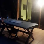 Au Pied De Lille