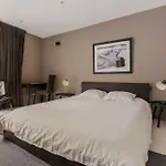 4P, Vieux Lille Gardens Flat