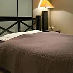 4P Elegant Flat, Vieux Lille, Carpark