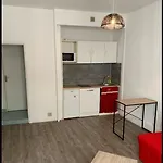 Bon Plan Appartement Top Situation Face Gare Lille Flandres - Vue Sur Rue Faidherbe