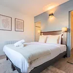 Studio Proche Ecoles, Commerces Et Centre-Ville