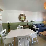 L Oasis